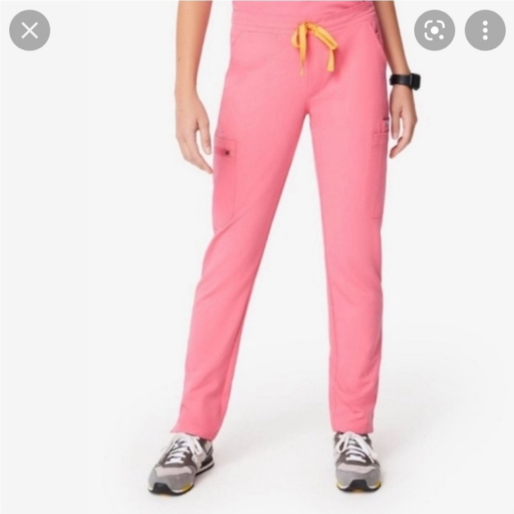 LIMITED EDITION Figs Hot Pink Cargo Scrub Pants NEON PINK BOTTOMS